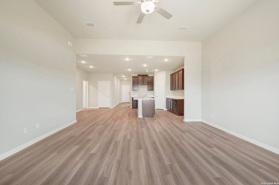 Spacious, unfurnished interior of a new home in Mesquite Ridge, San Antonio (Image 31). Spacious, unfurnished interior of a new home in Mesquite Ridge, San Antonio (Image 31).