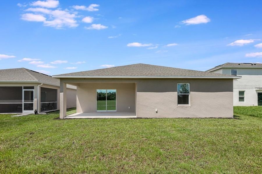 Exterior details and patio area of a home in Solena, North Fort Myers (Image 3).