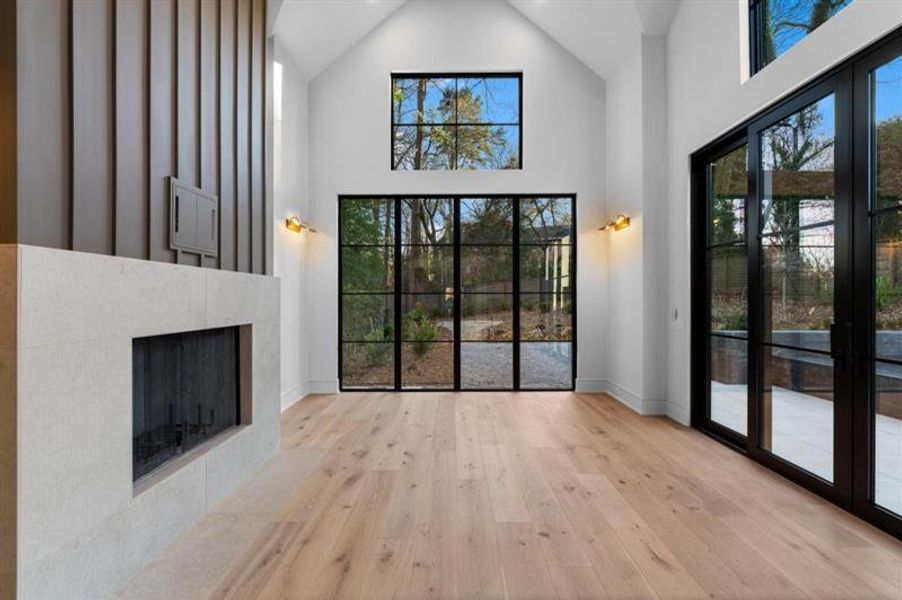 Spacious, unfurnished interior of a new home in , Atlanta (Image 22).