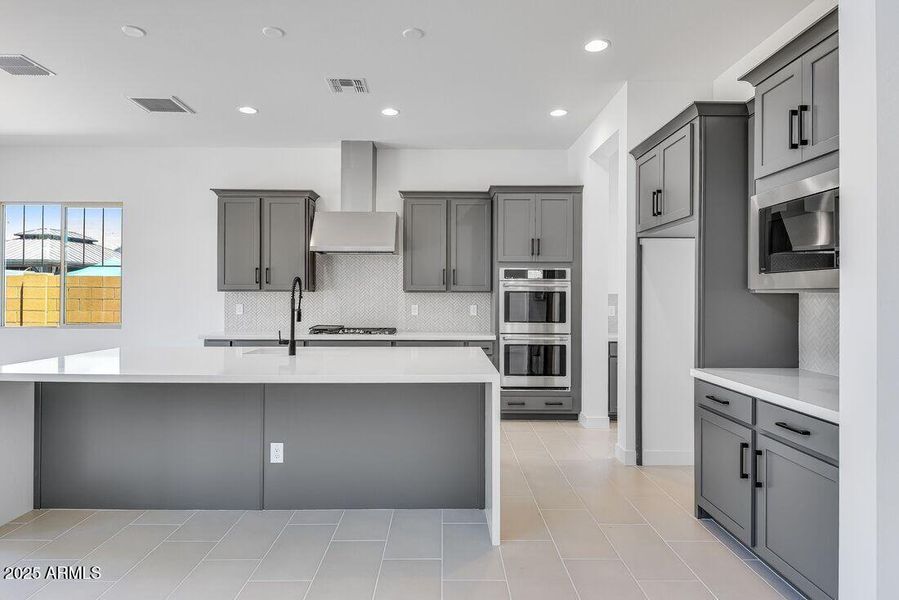 hj-az-phoenix-stonehaven-voyage-acadia-l