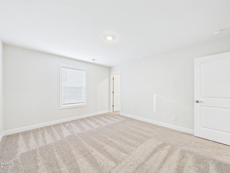 CAM01608G0-PR0122-STILL048