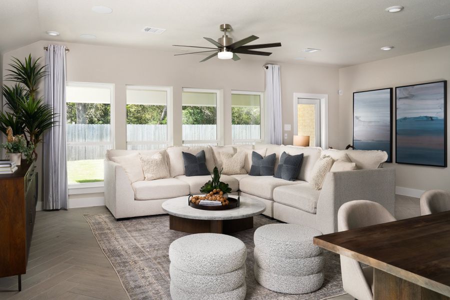 Representative furnished interior of a home built from the Olympic by Beazer Homes in Sorella, Tomball (Image 5).