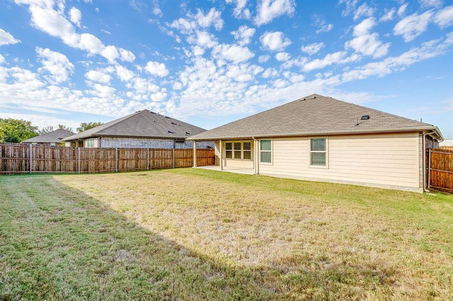 Exterior details and patio area of a home in , Burleson (Image 15).