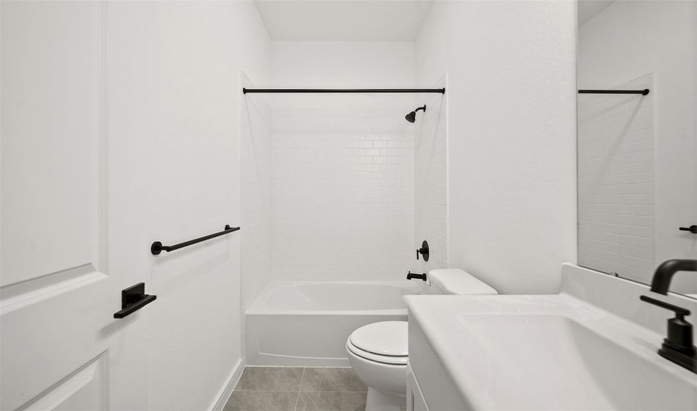 Hall bath (*Photo not of actual home and used for illustration purposes only.)