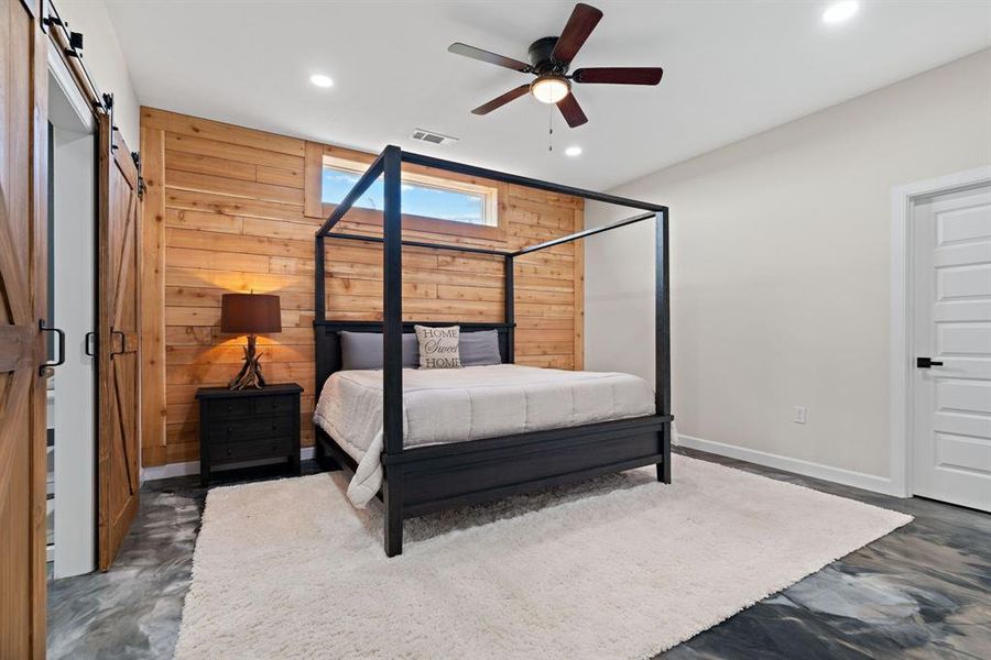 Furnished interior view inside a new home in , Stephenville (Image 10).