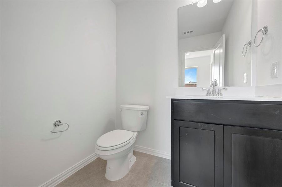 Furnished interior view inside a new home in Lily Creek at Sutton Fields, Aubrey (Image 11). Furnished interior view inside a new home in Lily Creek at Sutton Fields, Aubrey (Image 11).