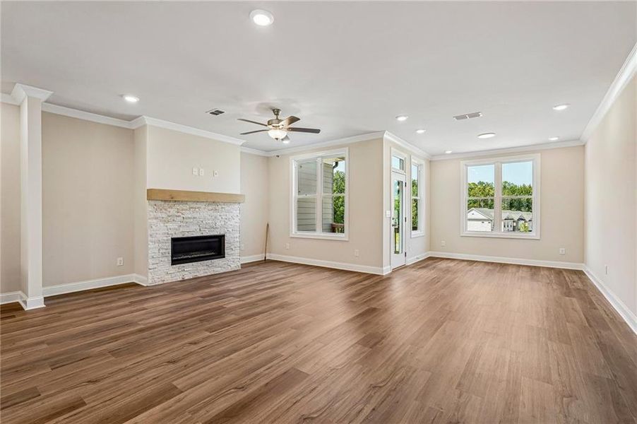 Spacious, unfurnished interior of a new home in Waterside Townhomes, Peachtree Corners (Image 31). Spacious, unfurnished interior of a new home in Waterside Townhomes, Peachtree Corners (Image 31).