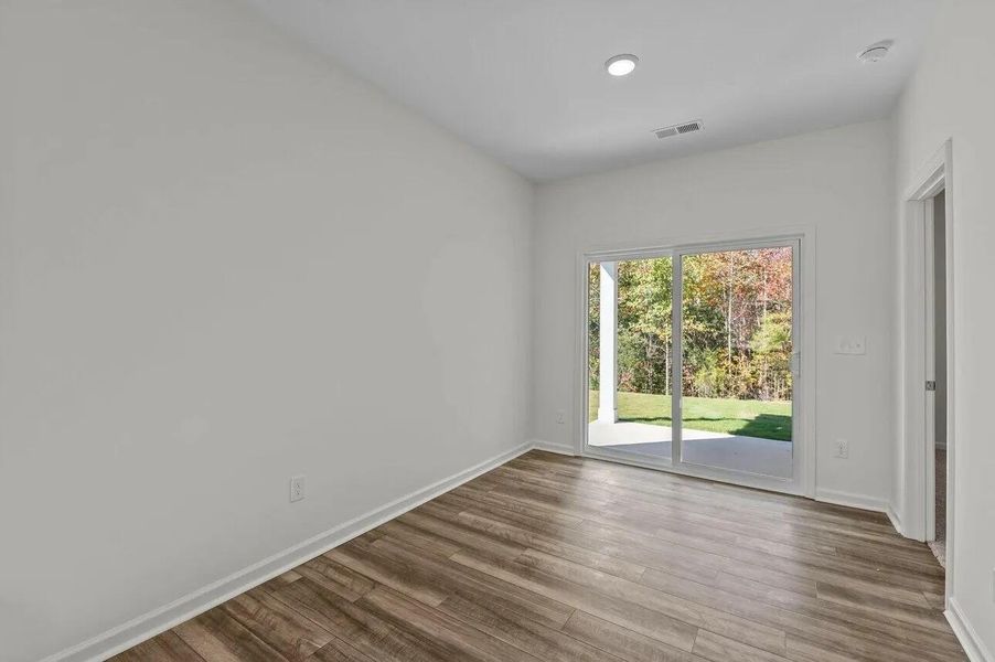 Spacious, unfurnished interior of a new home in Williams Landing, Waller (Image 7).