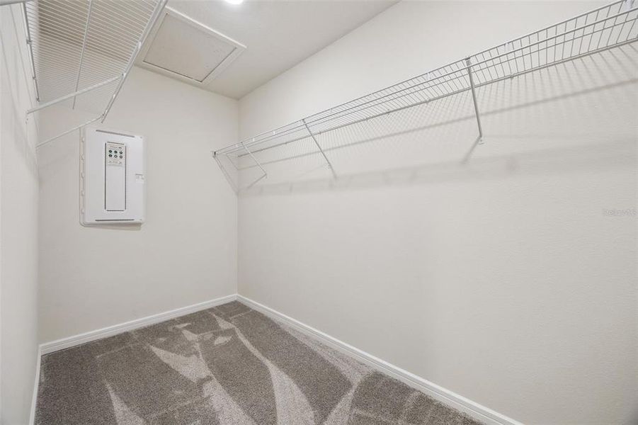 Spacious, unfurnished interior of a new home in Grayson Square, Winter Park (Image 20). Spacious, unfurnished interior of a new home in Grayson Square, Winter Park (Image 20).