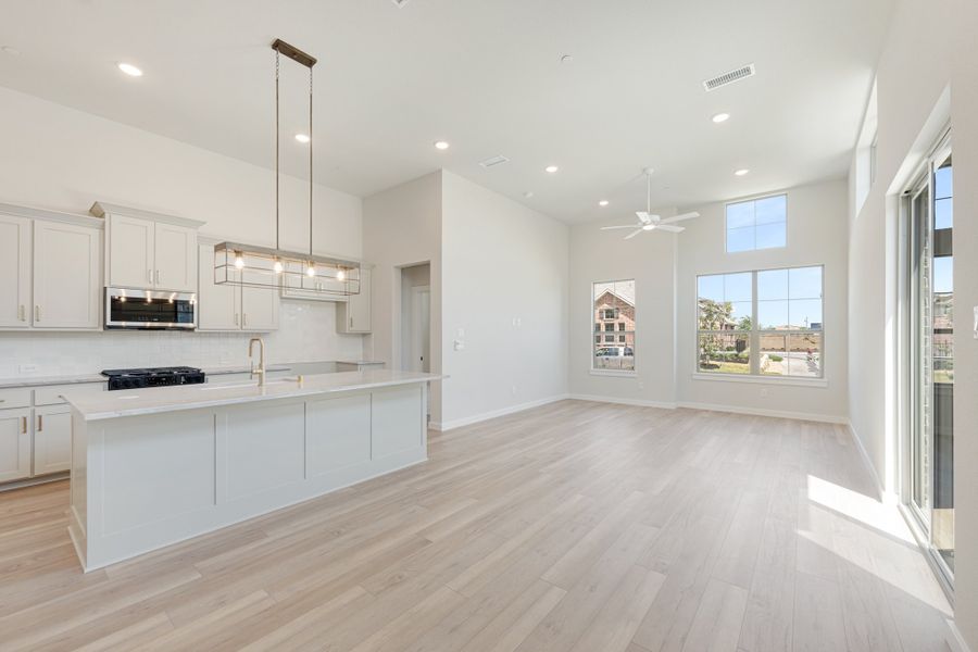 Furnished interior view inside a new home in Woodbridge Villas, Wylie (Image 15).