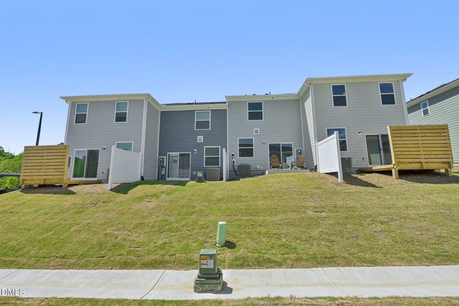 42-web-or-mls-Rabbitbrush St-S2304-042
