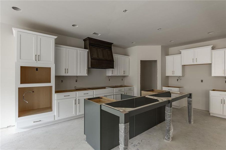 Image 42 of a home in .