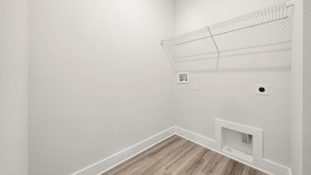 Spacious, unfurnished interior of a new home in WindMark Beach, Port Saint Joe (Image 27).