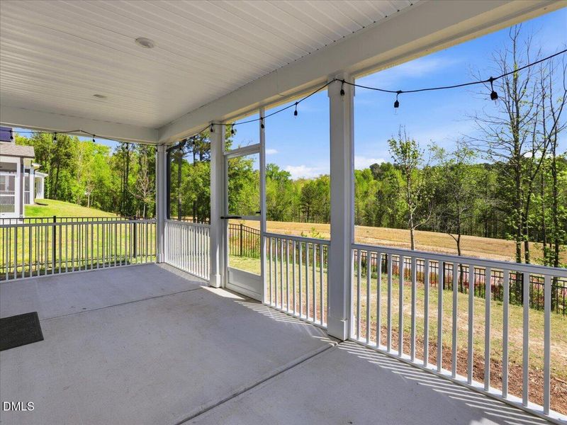 15-Screened Porch