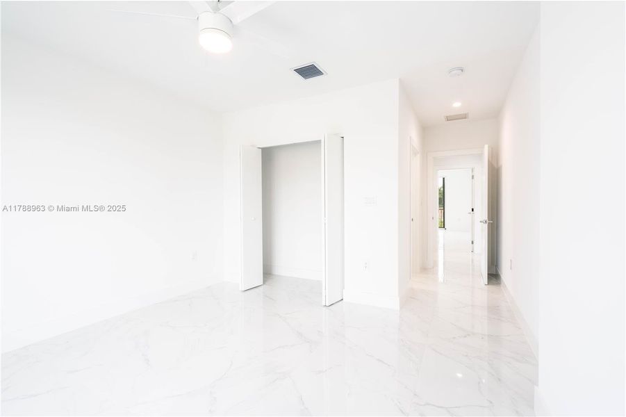 Spacious, unfurnished interior of a new home in , Miami (Image 15).