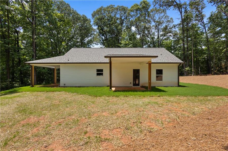 Exterior details and patio area of a home in , Cedartown (Image 20).