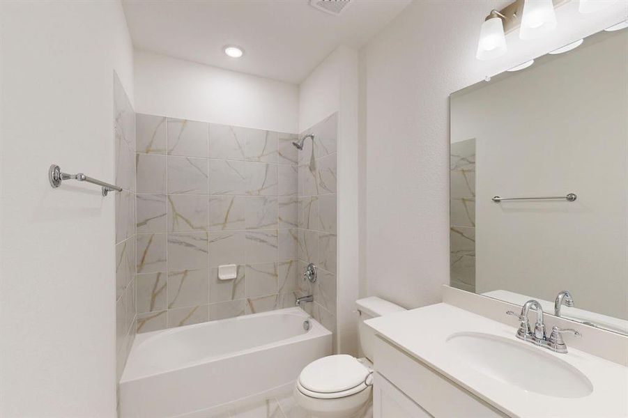 Image 37 of a home in Tarrytown.