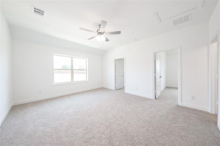 Spacious, unfurnished interior of a new home in Enclave at Legacy Hills: Crossings 50', Celina (Image 15).