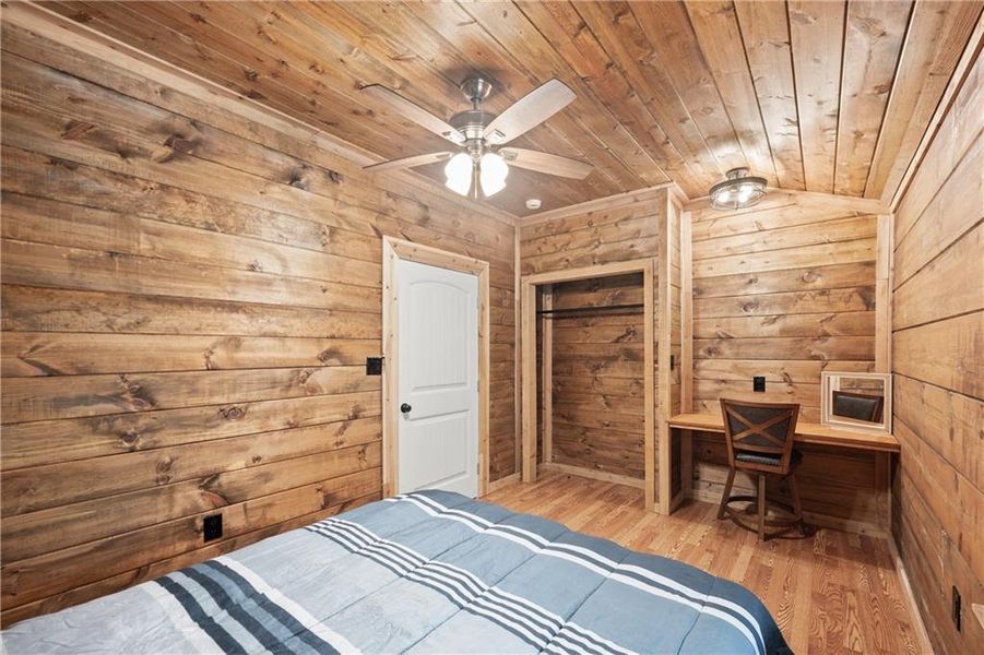 Image 38 of a home in .