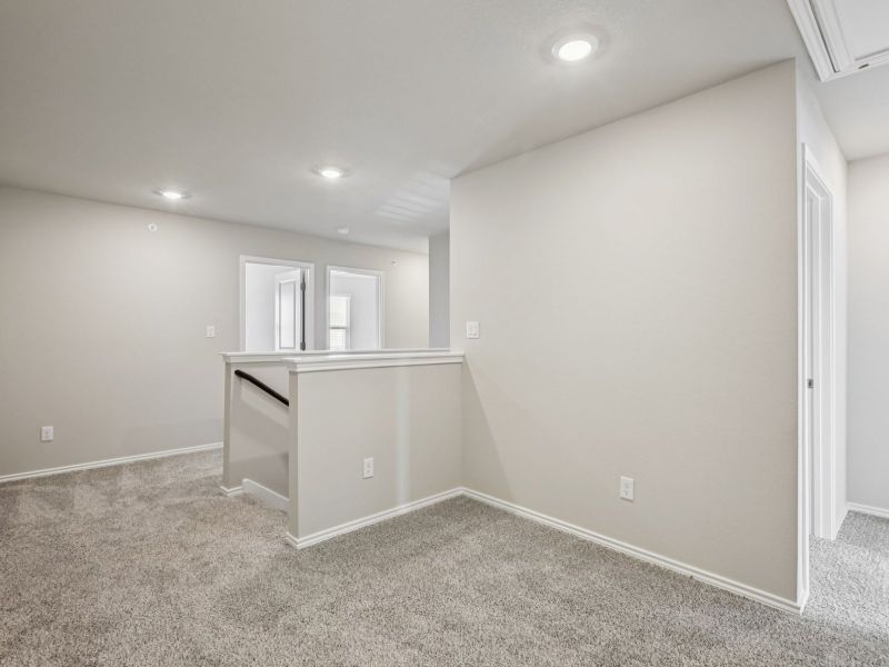 Spacious, unfurnished interior of a new home in Waterstone Village, Kyle (Image 8).