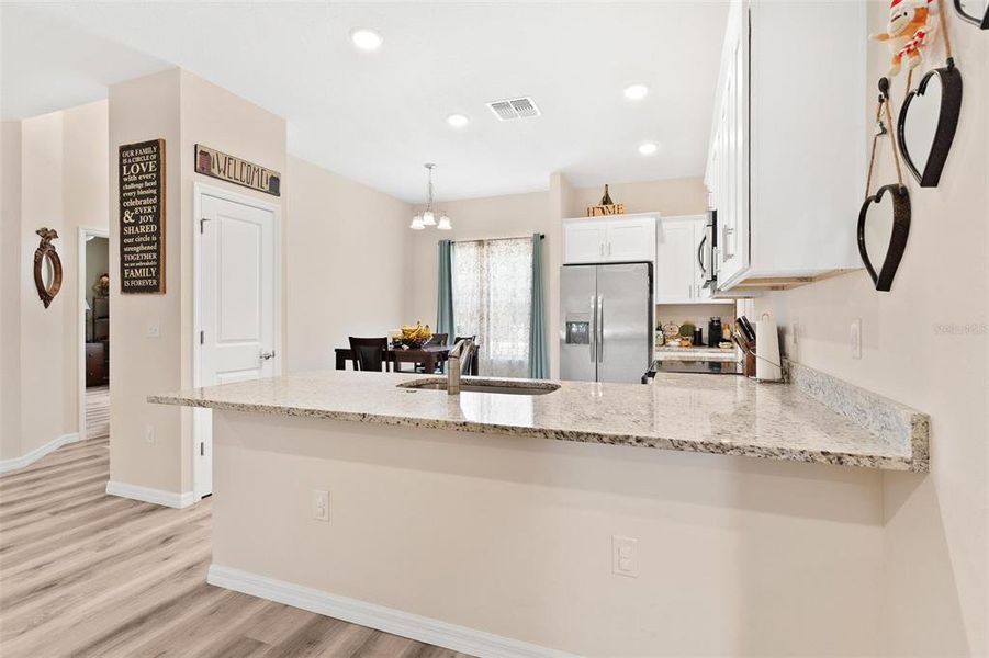 Furnished interior view inside a new home in , Umatilla (Image 42).