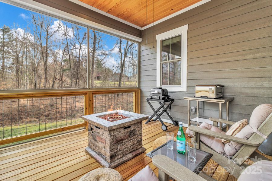 Exterior details and patio area of a home in , Hendersonville (Image 4).