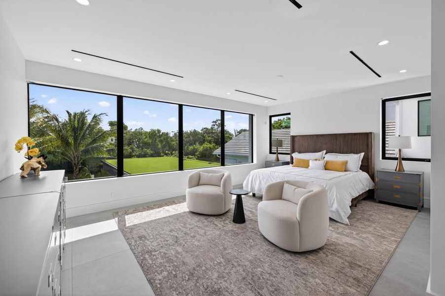 Furnished interior view inside a new home in , Fort Lauderdale (Image 37). Furnished interior view inside a new home in , Fort Lauderdale (Image 37).