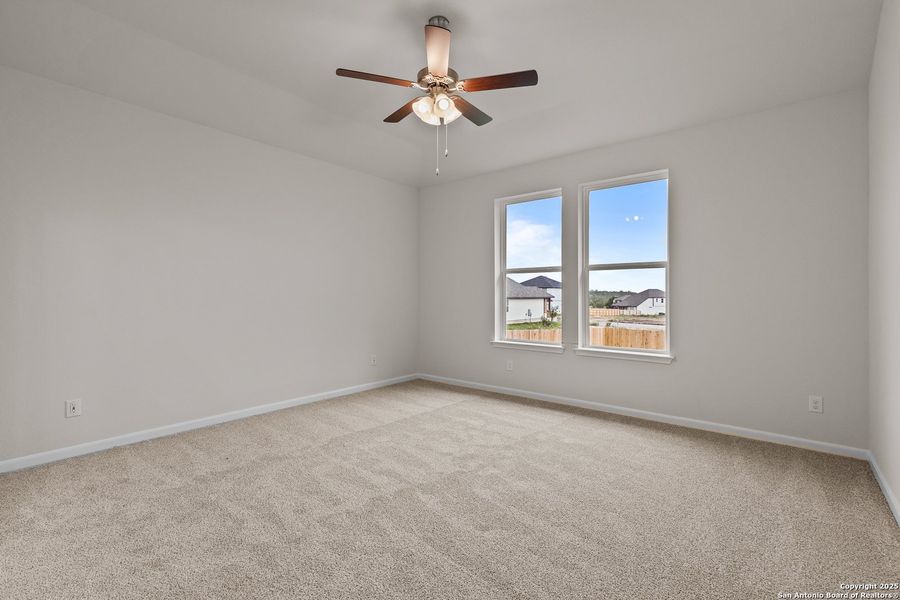 Spacious, unfurnished interior of a new home in Hunter's Ranch, San Antonio (Image 19). Spacious, unfurnished interior of a new home in Hunter's Ranch, San Antonio (Image 19).