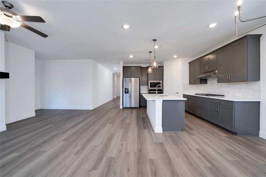 Spacious, unfurnished interior of a new home in Ashford Park - Texana Series, Corinth (Image 16). Spacious, unfurnished interior of a new home in Ashford Park - Texana Series, Corinth (Image 16).
