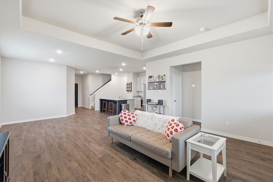 Furnished interior view inside a new home in , Fort Worth (Image 7).