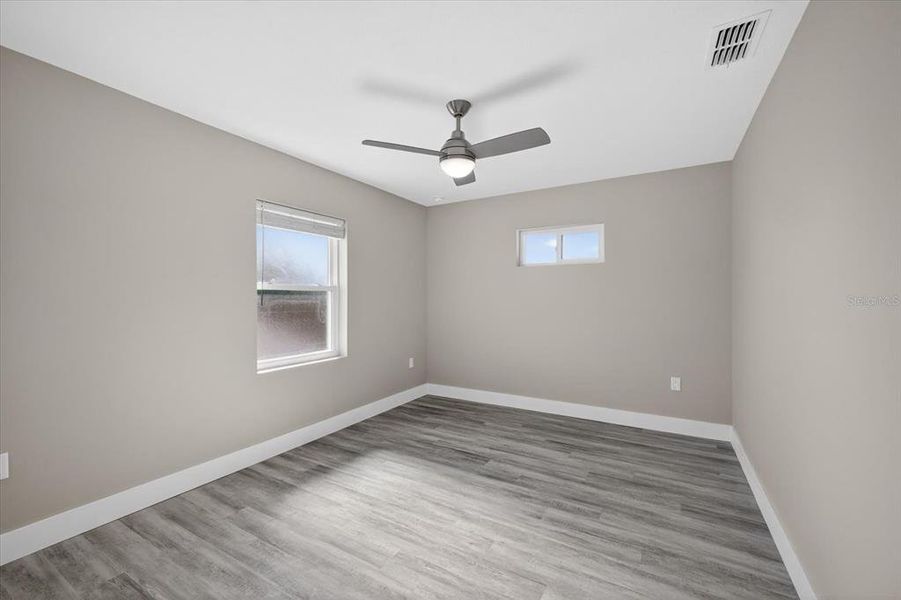 Spacious, unfurnished interior of a new home in , St. Petersburg (Image 74).