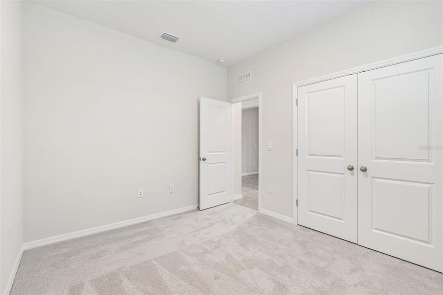 Spacious, unfurnished interior of a new home in Mirada, San Antonio (Image 31).