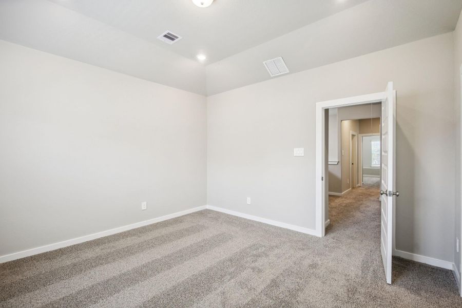 Photo is not of the actual home but is an inspirational photo of builder’s model home and may depict options, furnishings, and/or decorator features that are not included. Photo is not of the actual home but is an inspirational photo of builder’s model home and may depict options, furnishings, and/or decorator features that are not included.