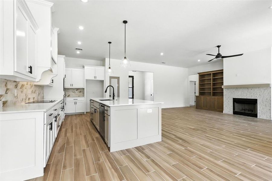 Furnished interior view inside a new home in , Weatherford (Image 31). Furnished interior view inside a new home in , Weatherford (Image 31).