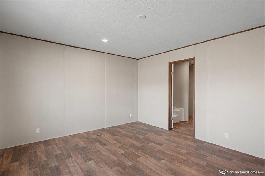 Spacious, unfurnished interior of a new home in , Runaway Bay (Image 11).