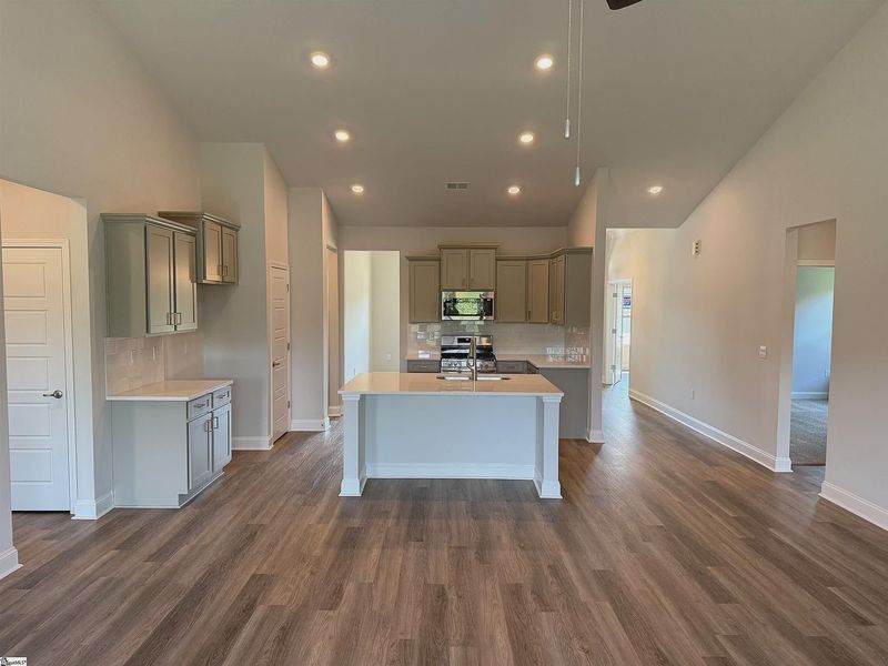 Furnished interior view inside a new home in Bracken Woods, Piedmont (Image 6).