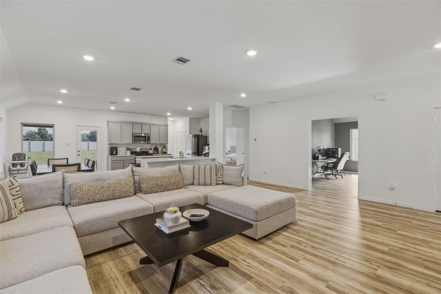Furnished interior view inside a new home in Samara, League City (Image 14).