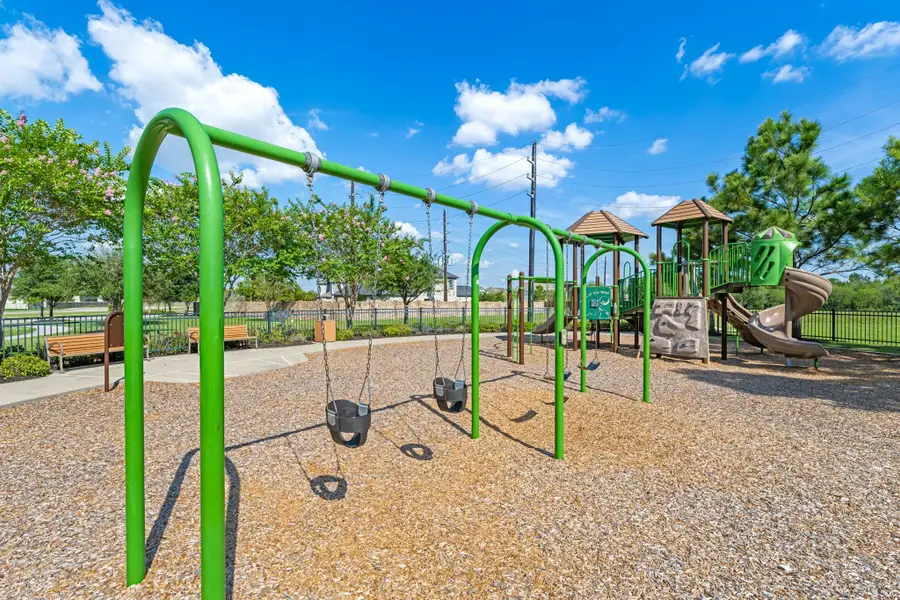 Community amenities in Briarwood Crossing, Rosenberg (Image 3).