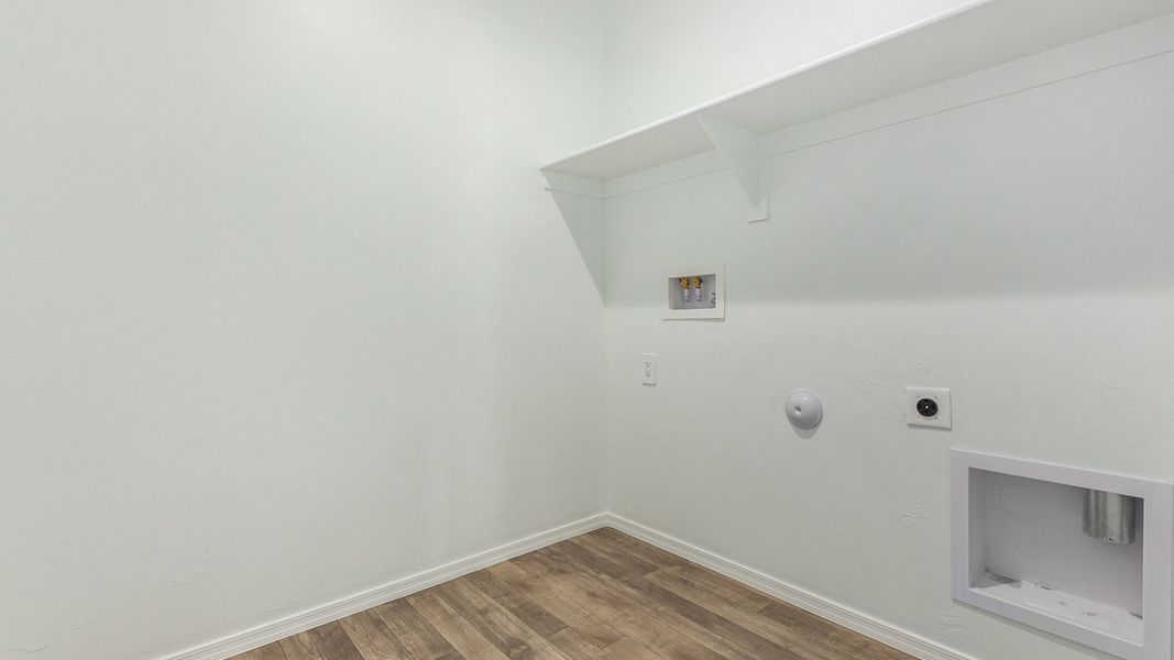 Spacious, unfurnished interior of a new home in Hanson Ridge, Vail (Image 19). Spacious, unfurnished interior of a new home in Hanson Ridge, Vail (Image 19).