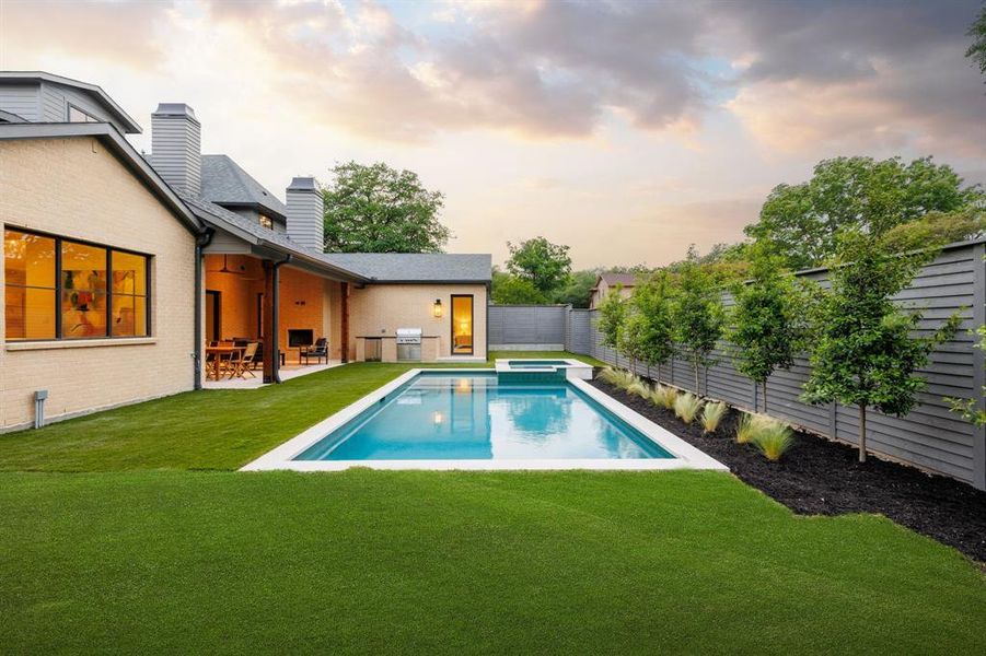 Front exterior of a new home in , Dallas, TX, highlighting curb appeal (Image 18).