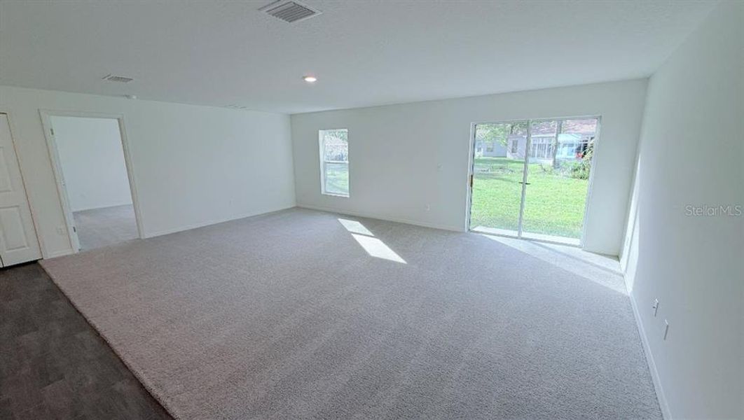 Spacious, unfurnished interior of a new home in Palm Coast: Value Collection, Palm Coast (Image 8).