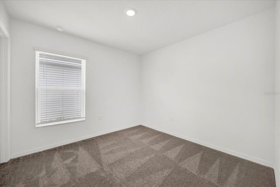 Spacious, unfurnished interior of a new home in Wilder Pines, Lakeland (Image 11).