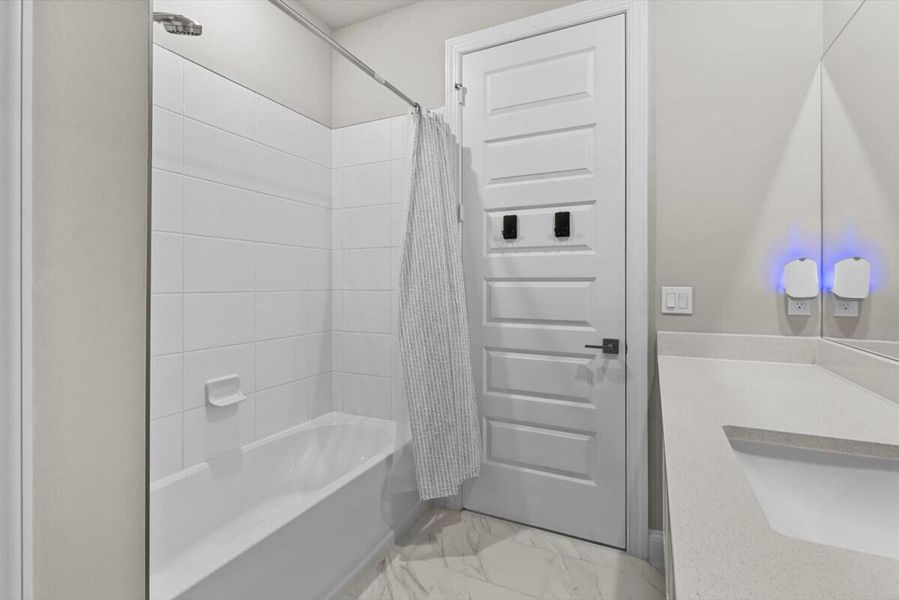 Image 29 of a home in Azalea.