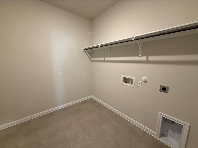 Spacious, unfurnished interior of a new home in Berry Creek Highlands, Georgetown (Image 19). Spacious, unfurnished interior of a new home in Berry Creek Highlands, Georgetown (Image 19).