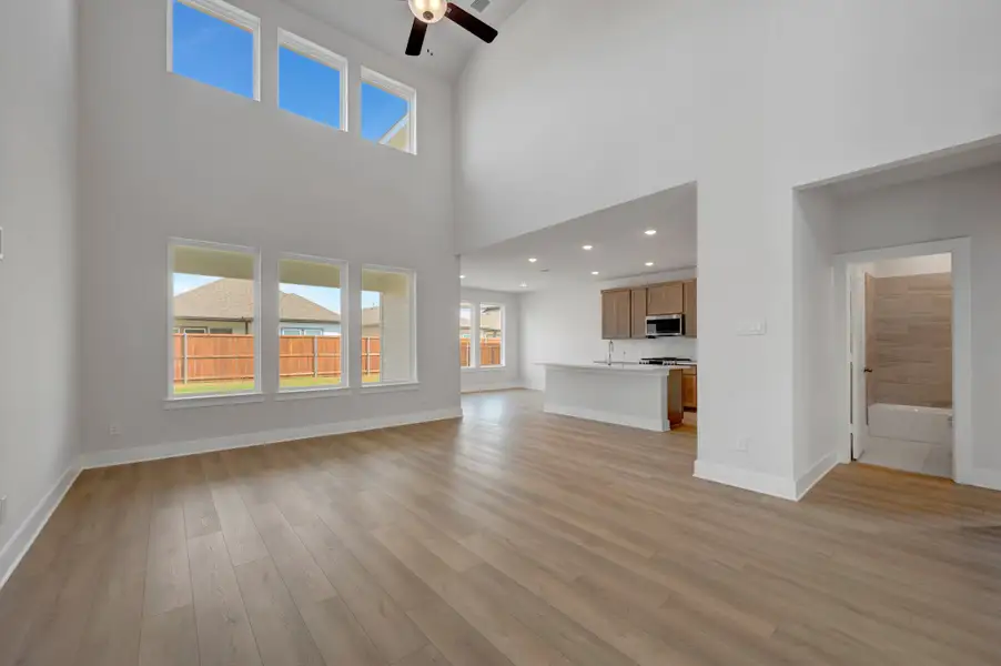 Spacious, unfurnished interior of a new home in The Meadows, Denton (Image 16).