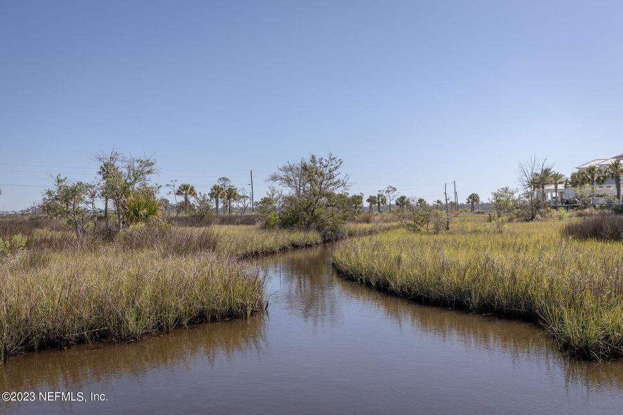 Image 83 of a home in .