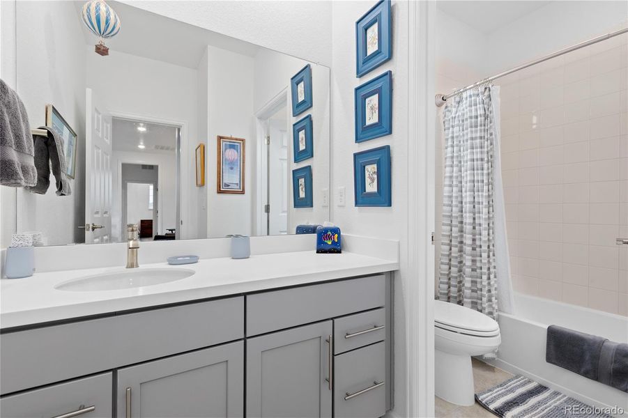 Furnished interior view inside a new home in Looking Glass, Parker (Image 34).