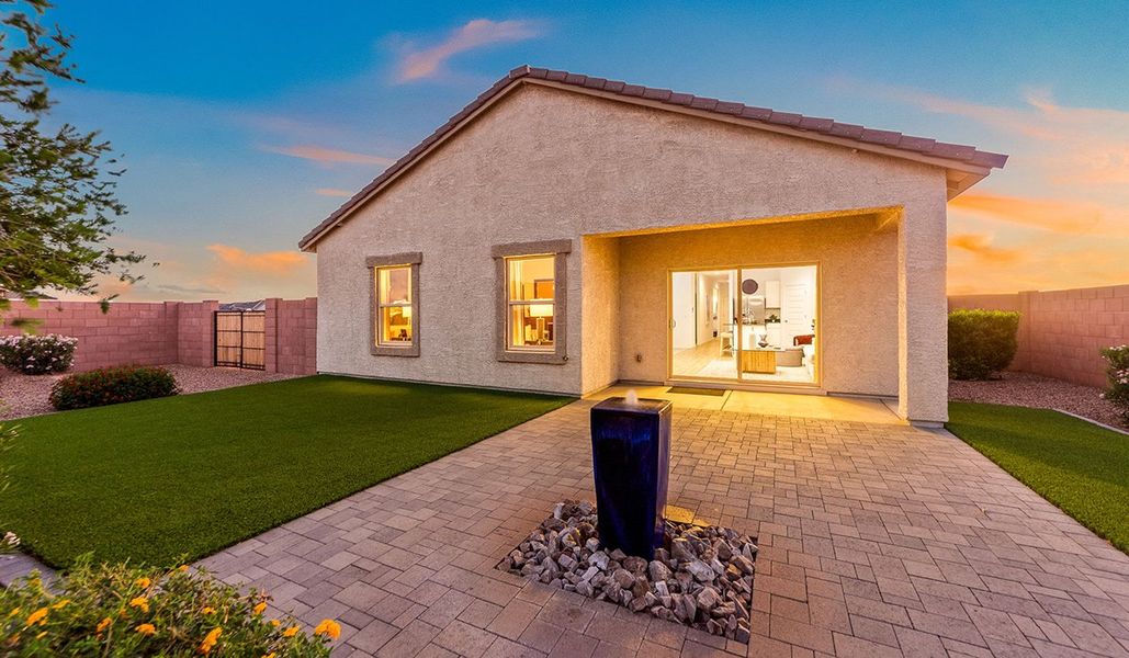 Exterior details and patio area of a home in Barnett Village, Marana (Image 23).