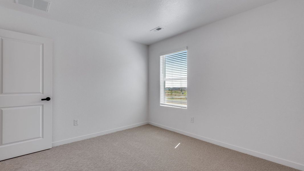 Spacious, unfurnished interior of a new home in Granary, Johnstown (Image 23).