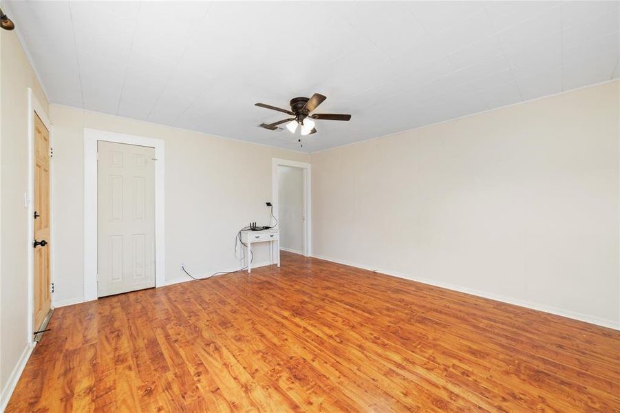 Spacious, unfurnished interior of a new home in , Brownwood (Image 22). Spacious, unfurnished interior of a new home in , Brownwood (Image 22).